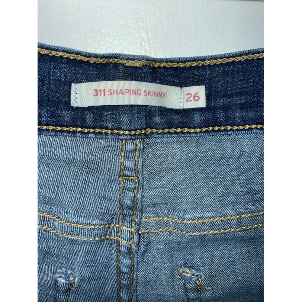 Levi’s 311 Shaping Skinny Shorts Light Wash Size 26 - Picture 10 of 13